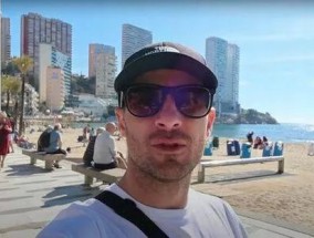 贝尼多姆游客警告说，扒手团伙会用代码偷走你的东西
