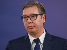 武契奇目前健康状况稳定短期内将暂停日常工作