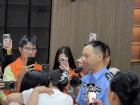 她记得我脚上的疤！内蒙古女子寻家26年母亲节前夕与生母相见