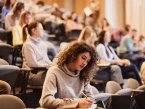 美高等教育专家预测：联邦学生贷款利率或将小幅下调