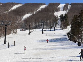 十几岁的明星运动员在“最困难”的滑雪道上死于恐怖事故