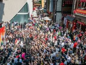 荣昌卤鹅爆火背后：卤鹅哥、高书记和红衣大叔