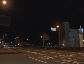 37岁中国游客在日本被一名男子刺伤！右肩附近被砍多刀，两人并不相识，目前凶手仍在逃