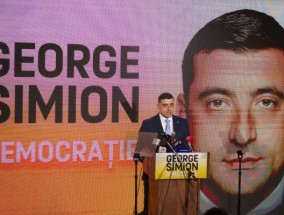罗马尼亚的乔治·西米恩（George Simion）竞选总统，试图在重新选举中争取极右翼的选票