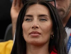安妮·基尔纳“禁止”凯尔·沃克与劳伦·古德曼或他们共同的孩子说话