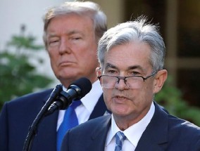 特朗普称他不打算解雇鲍威尔 再次要求美联储降息