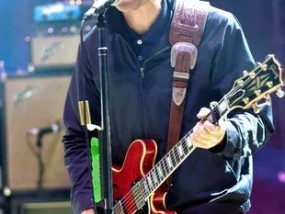 Noel Gallagher和Ringo Starr的儿子在绿洲乐队重聚前加入了超级组合