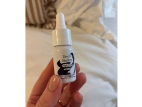 “我试过这些五星级的安眠药，简直不敢相信它们有这么大的作用。”