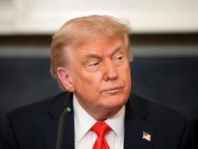 “解放洛杉矶”特朗普令三部长联手“结束移民暴乱”